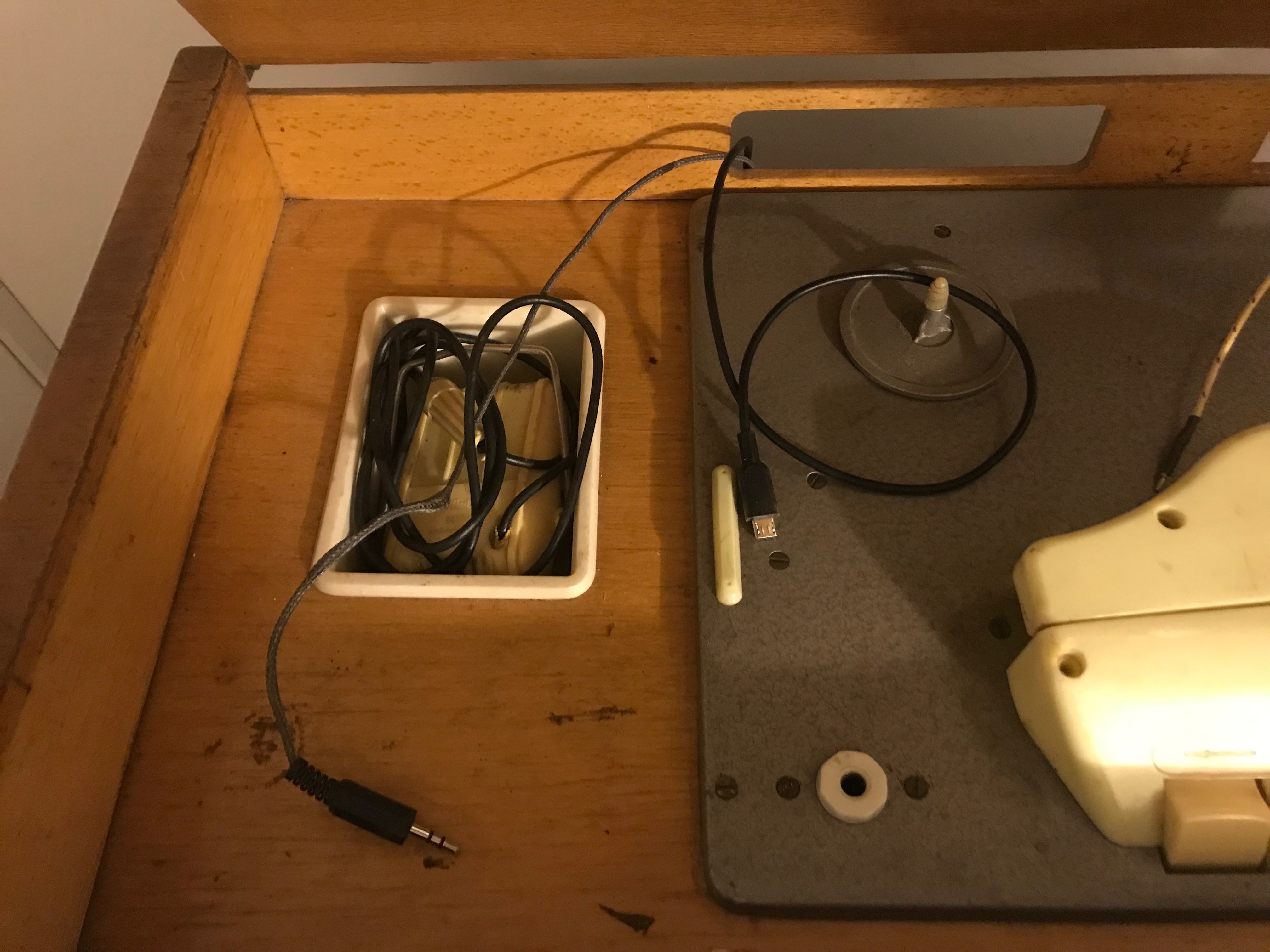 Мастер Кит Реставрация винтажной магнитолы "Вайва" с помощью FM-тюнера MP3510 