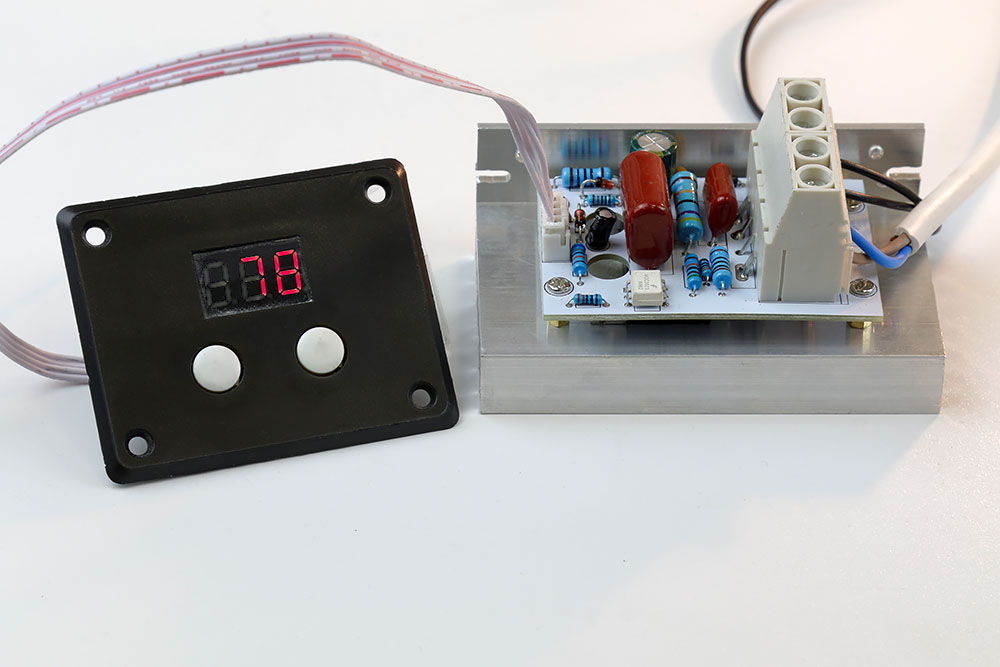 Мастер Кит Обзор цифрового регулятора мощности MK071M 220В / 10КВт (45А) с радиатором и индикатором цифровой регулятор мощности MK071M 220В 10 кВт Мастер Кит